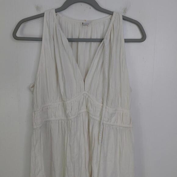 Old Navy Dress Womens L White Tiered Babydoll Beachy Travel Resort Vacation - Picture 3 of 9